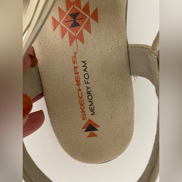 Skechers Women's Reggae slim simply Beige Strappy Sandals size 9 - Picture 3 of 6